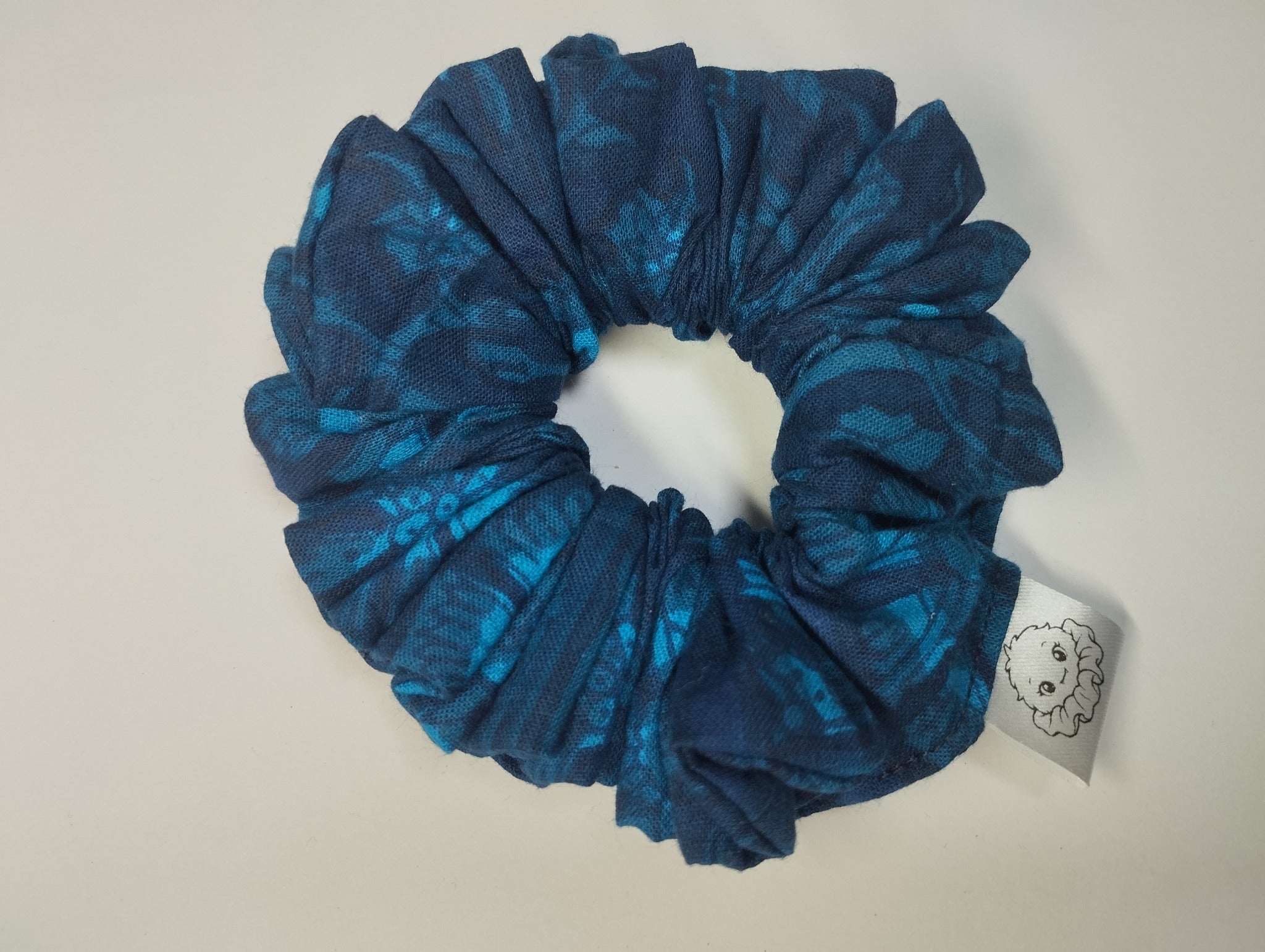 Blue Garden floral medium scrunchie handmade in Cumbria by Scrunchlings