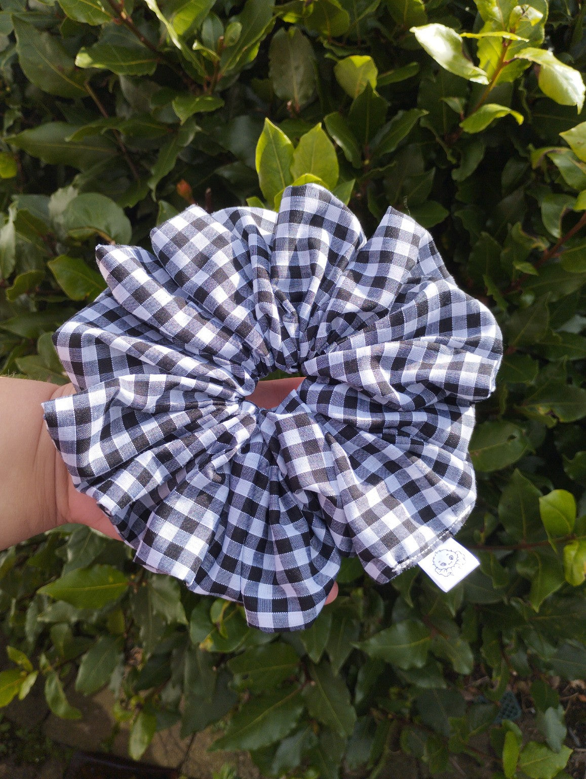 Midnight Gingham Super Jumbo scrunchie with black and white checks, front view