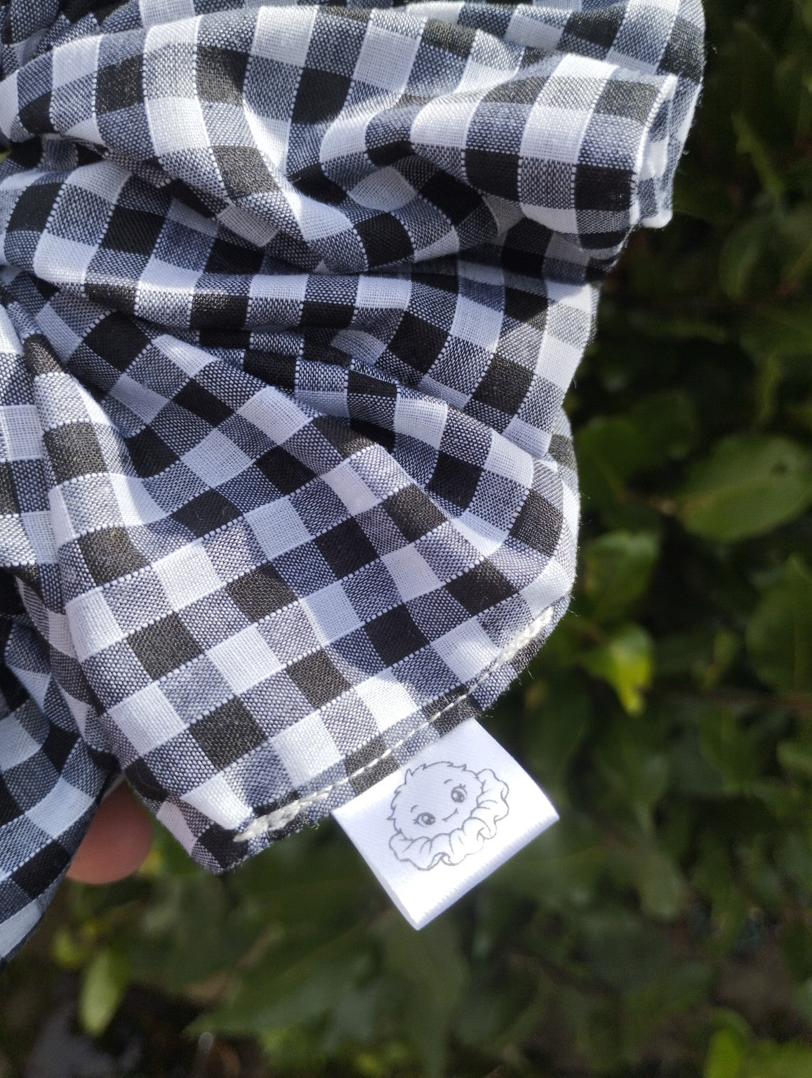 Midnight Gingham scrunchie stitching and Scrunchlings character label