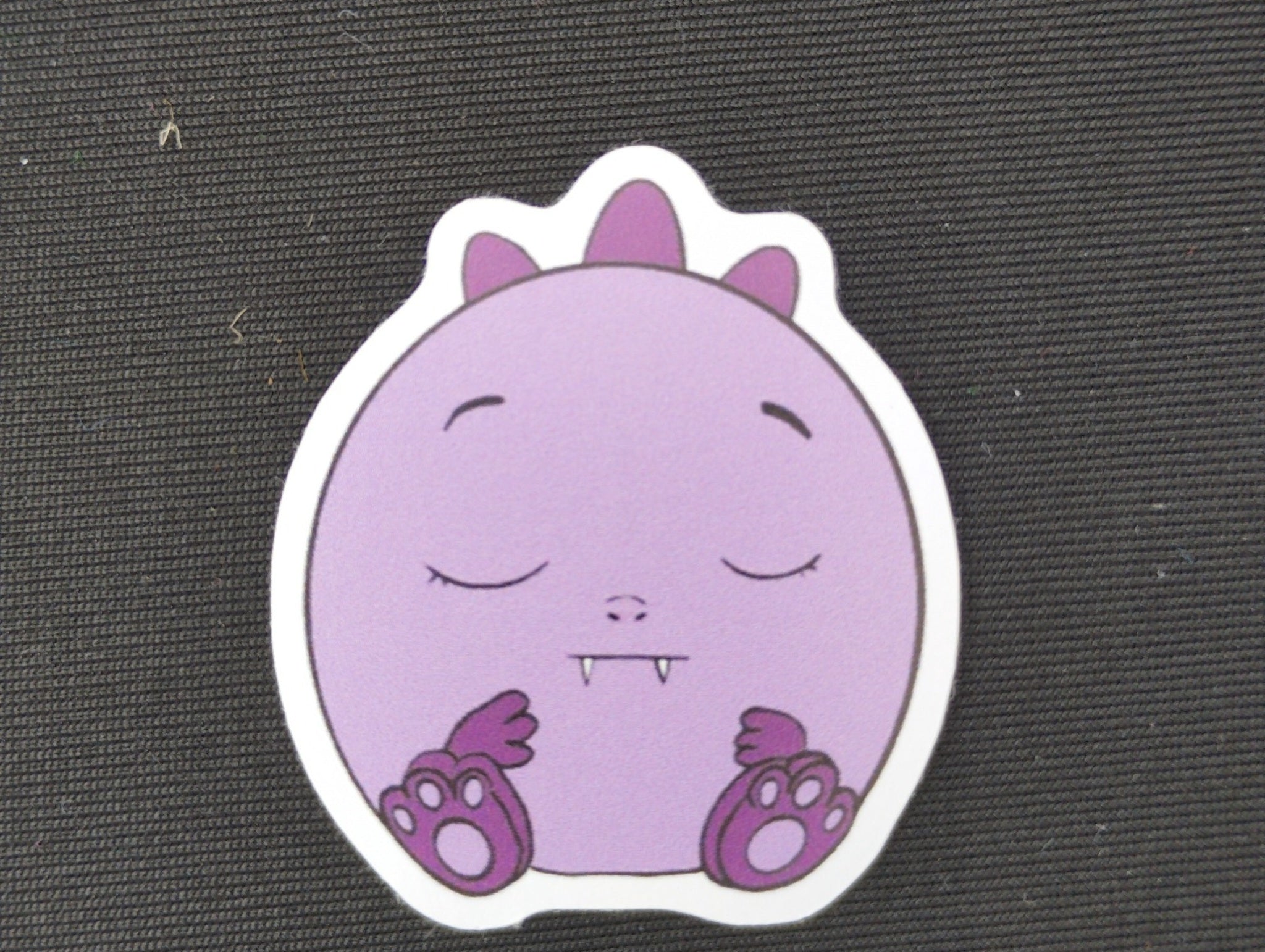 Dot lilac Scrunchlings character sticker