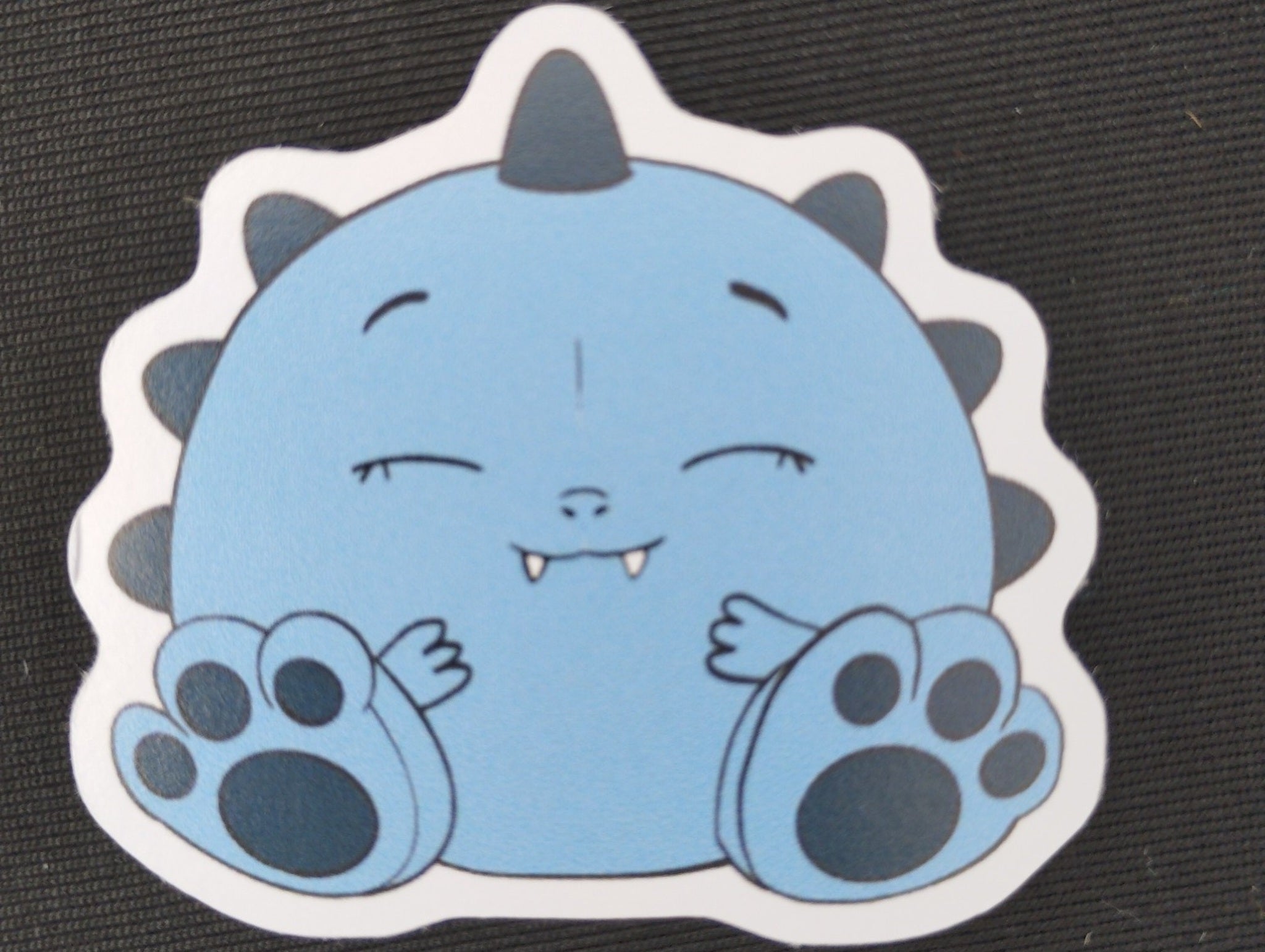 Pods blue Scrunchlings character sticker